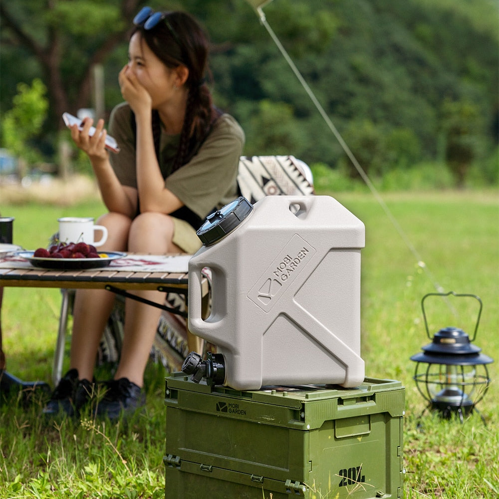 Portable Water Dispenser Bottle